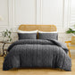 3-piece tufted bedding set with cut-out pattern