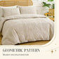 3-piece tufted bedding set with cut-out pattern