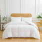 3-piece tufted bedding set with cut-out pattern